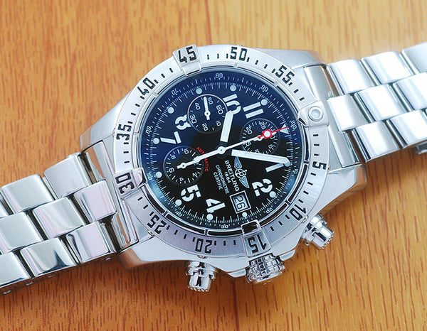 Breitling Avenger Skyland Chronograph Automatic Men's Watch! A13380